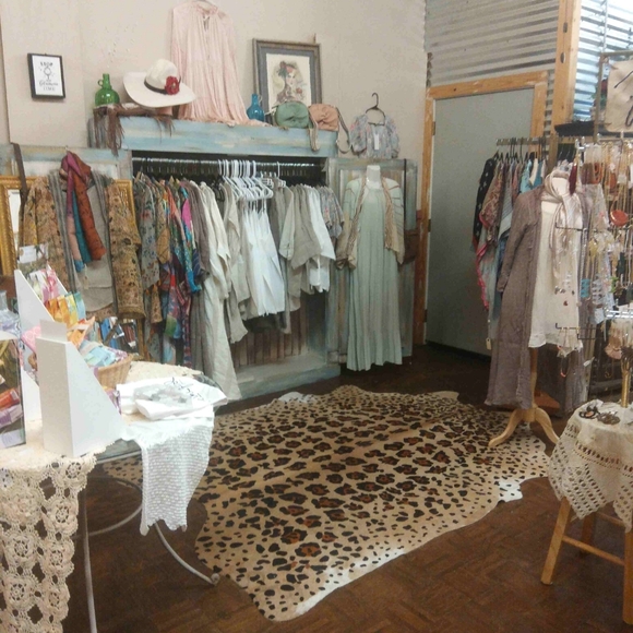 Eclectic Goods - Picture 9 of 12